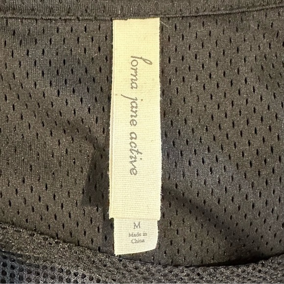 Lorna Jane hooded top - Picture 6 of 8